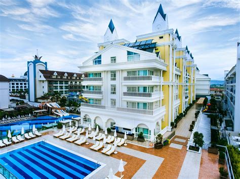 dream world hotel|dream world resort.